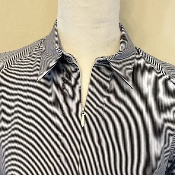 Theory blue white vertical stripe long sleeve zip front blouse Size S EUC - Picture 3 of 9